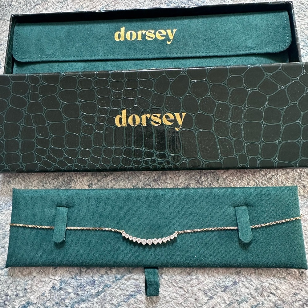Dorsey Gold  Curve Necklace
